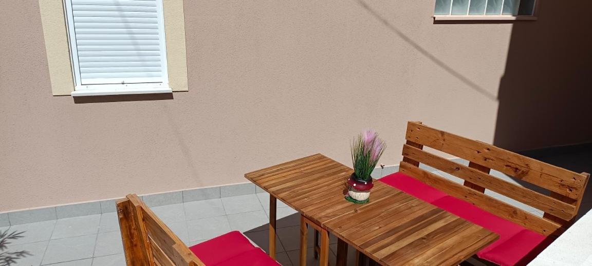 Apartamento Turistico Gala Dicastillo ภายนอก รูปภาพ