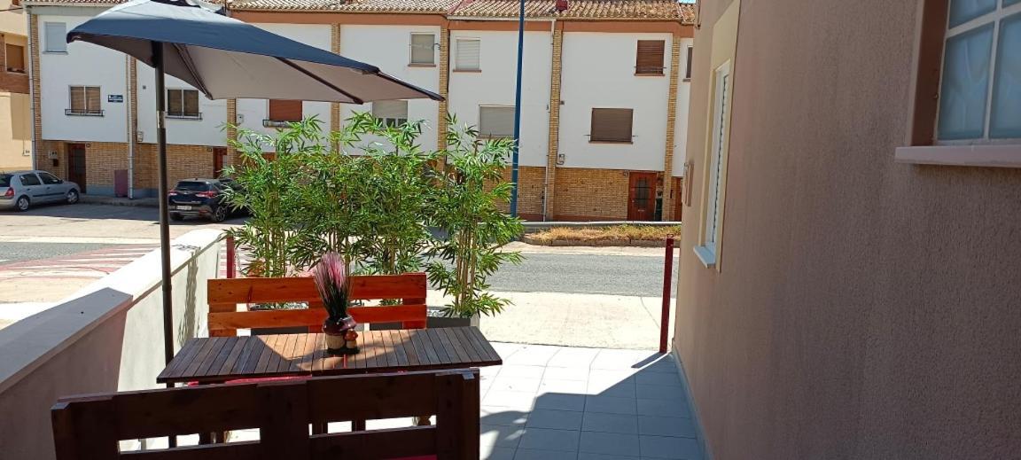 Apartamento Turistico Gala Dicastillo ภายนอก รูปภาพ