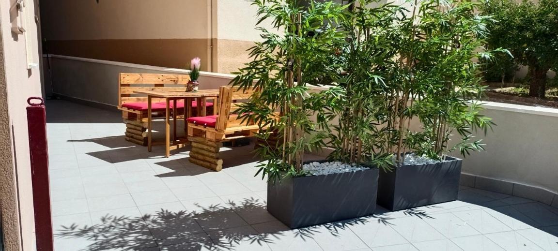 Apartamento Turistico Gala Dicastillo ภายนอก รูปภาพ